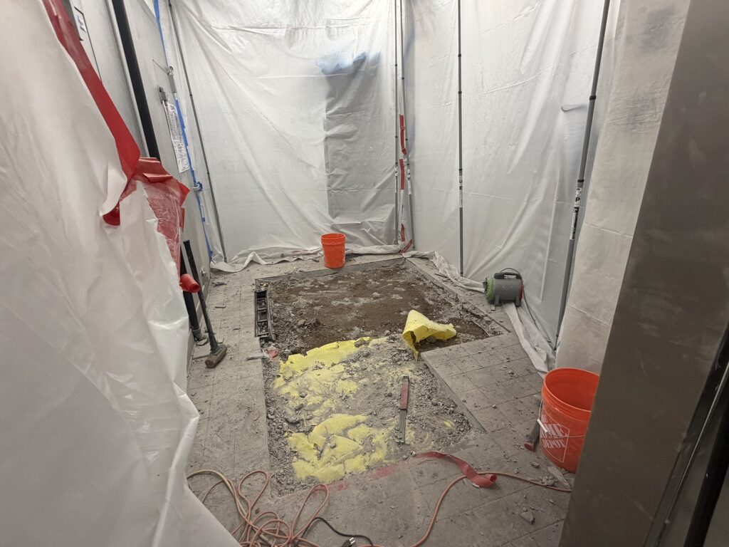 Interior concrete cutting inside a sealed containment area